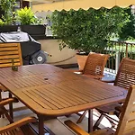 Casa Themeo - Centro Citta Intra 別荘