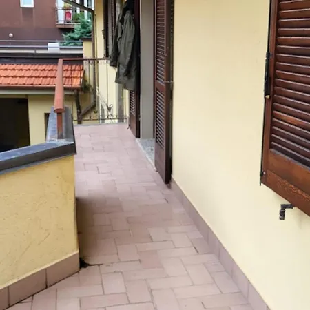 Casa Themeo - Centro Citta Intra ヴェルバーニア
