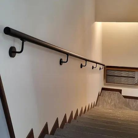 Casa Themeo - Centro Citta Intra Vakantiehuis