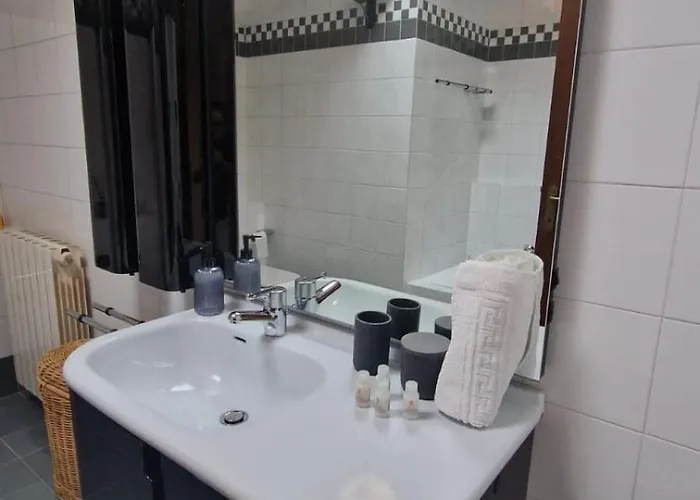 Vakantiehuis Casa Themeo - Centro Citta Intra