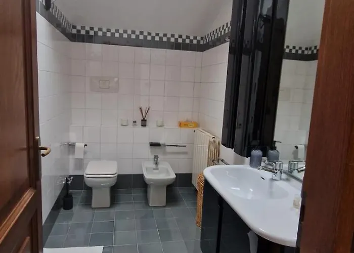 Casa Themeo - Centro Citta Intra Σπίτι διακοπών *