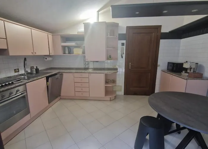 Casa Themeo - Centro Citta Intra Вербания