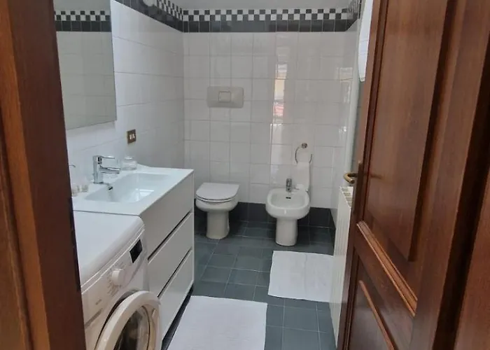 Vakantiehuis Casa Themeo - Centro Citta Intra