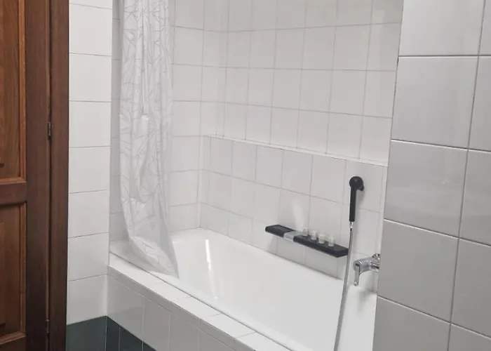 Casa Themeo - Centro Citta Intra Дом отдыха