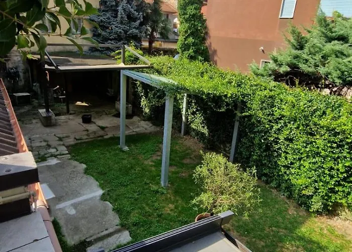 Vakantiehuis Casa Themeo - Centro Citta Intra Verbania